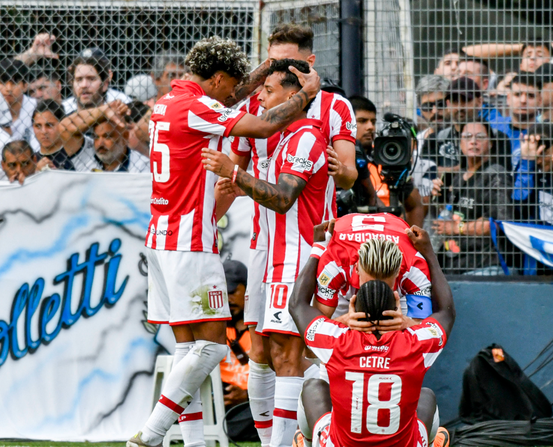 Estudiantes de La Plata campeón de la Liga Profesional Argentina celebracion gol