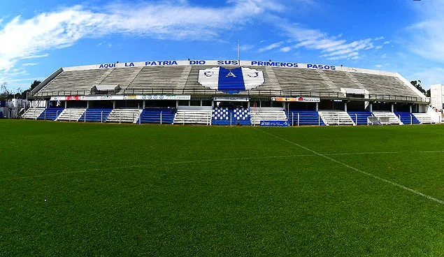 Estadio Parque Artigas(Juventud) Juventud contra Central Español –Liga Uruguaya Apertura 2026– 22 de Febrero (17:00 hora local)