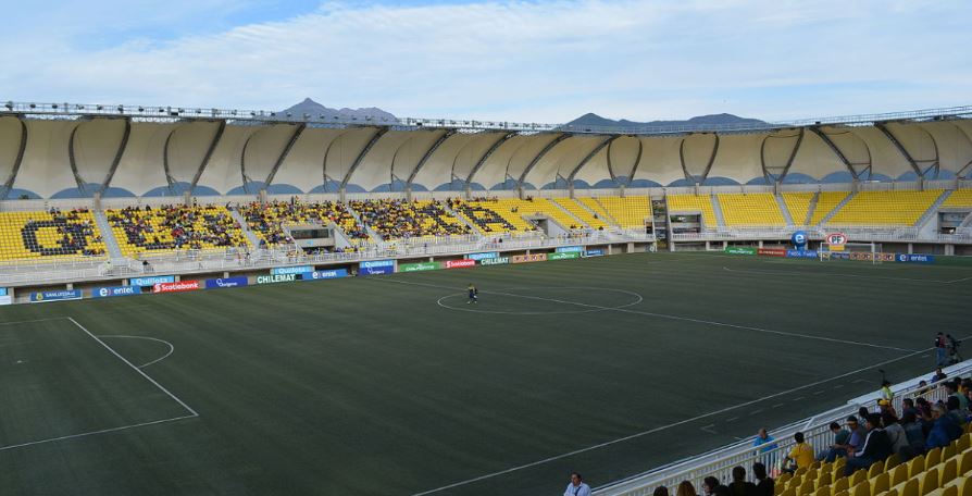 En el estadio Lucio Fariña, se jugará el duelo entre Deportes Limache contra Unión Española.