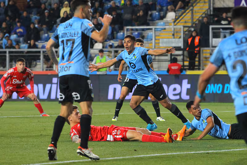 O’Higgins gana 4-2 ante Ñublense