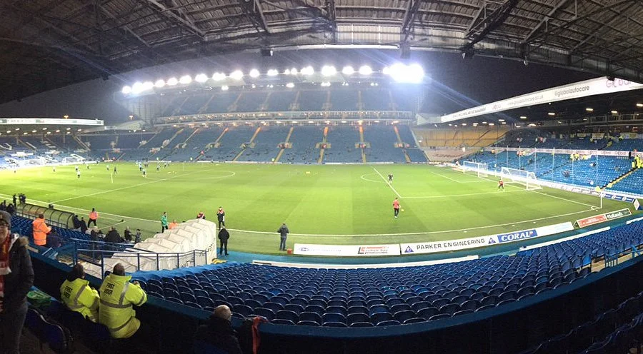 Estadio. Leeds contra Wolverhampton