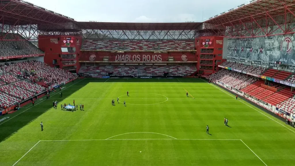 Estadio Nemesio Díez (Toluca vs Pachuca)