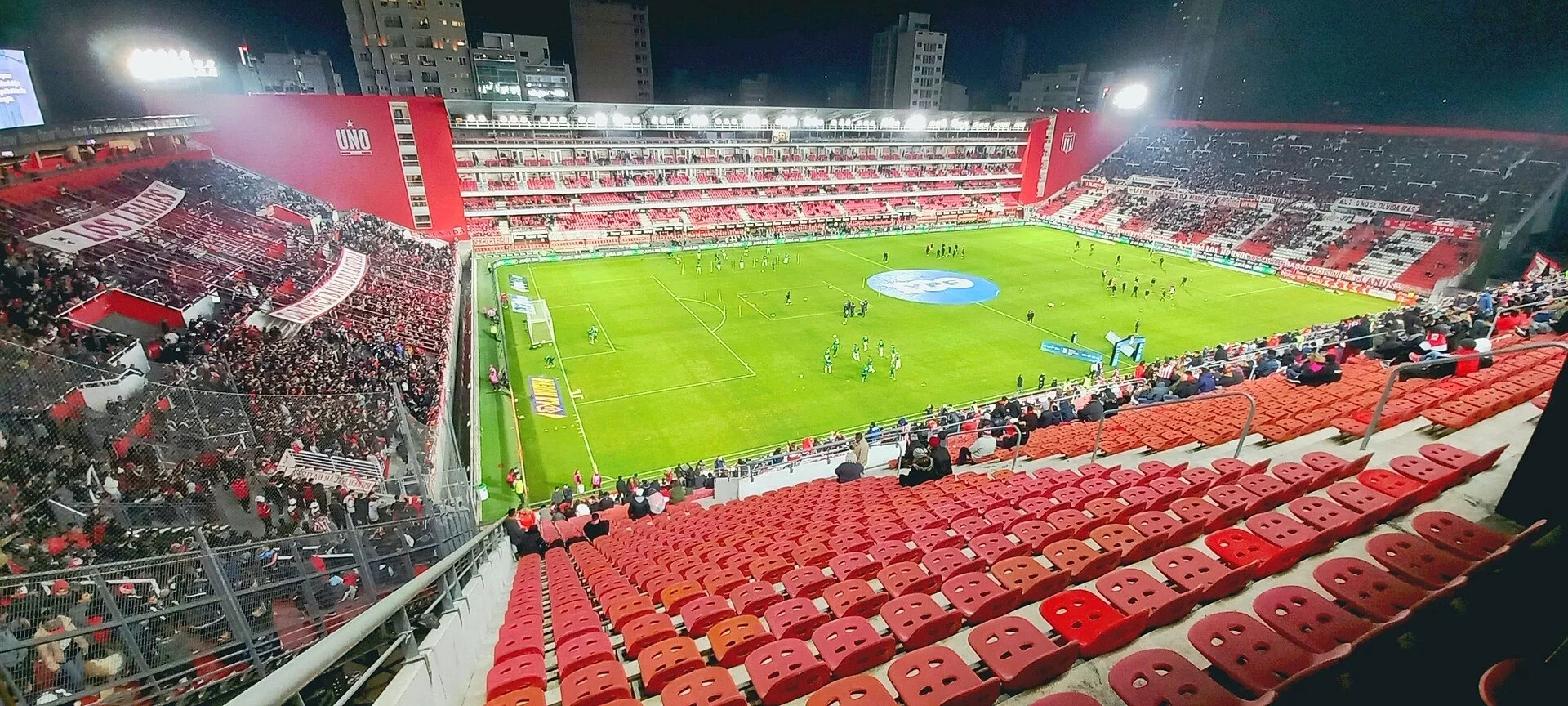 Estadio. Estudiantes de La Plata contra Racing Club