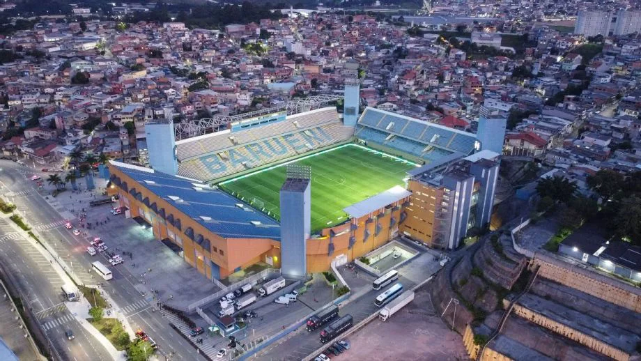 Estadio. Palmeiras contra Cruzeiro
