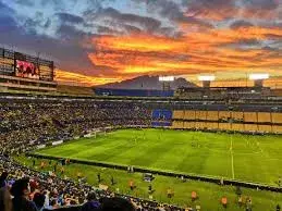 Estadio. Tigres contra Nashville