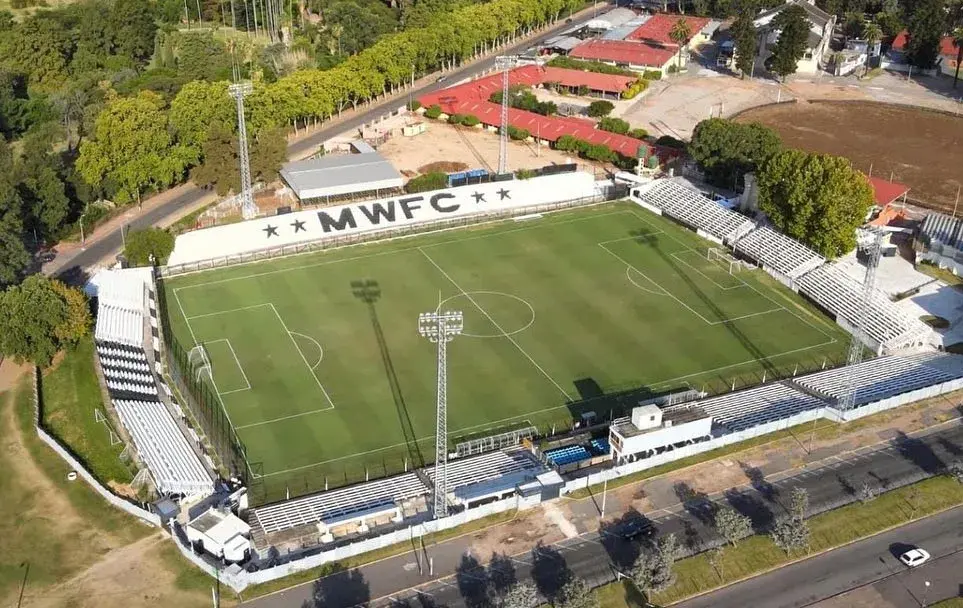 Estadio. Wanderers contra Danubio