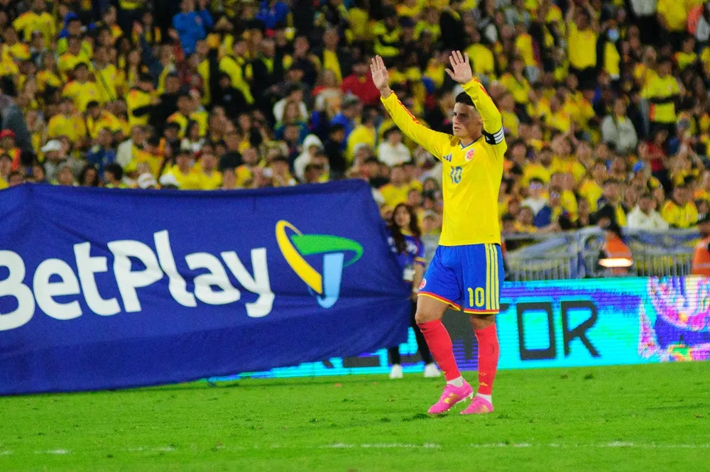 James Rodríguez jugando un amistoso por Colombia en la previa del Mundial.