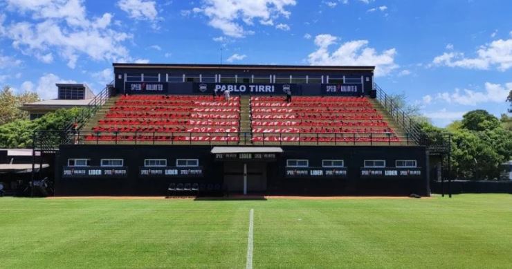 Estadio Guillermo Laza donde se enfrentarán Deportivo Riestra contra Barracas Central.