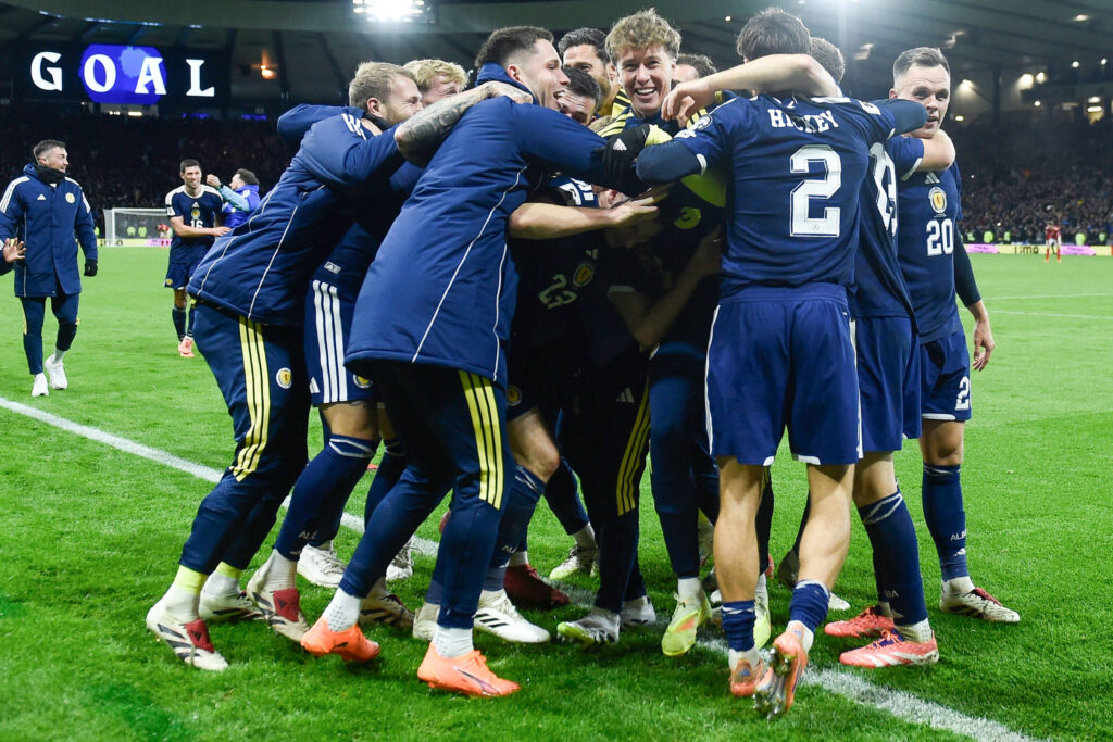 Escocia califica Mundial 2026