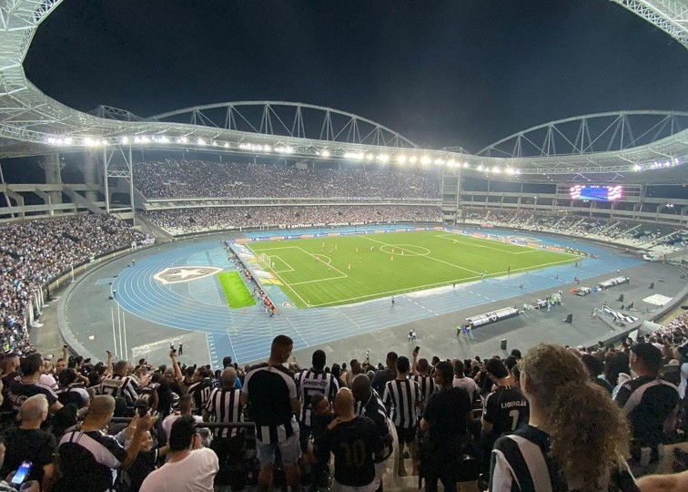 Estadio. Botafogo contra Cruzeiro