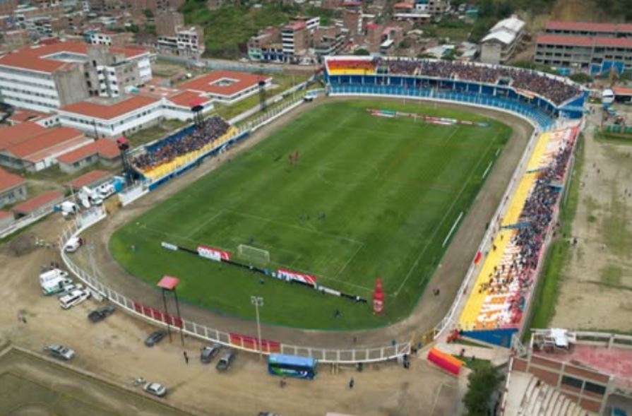 En el Estadio de la municipalidad de Andahuaylas, se jugará el duelo del equipo local Los Chankas contra Universitario.