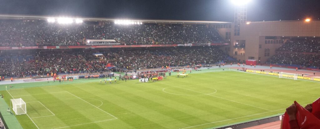 Estadio. Zimbabue contra Sudáfrica