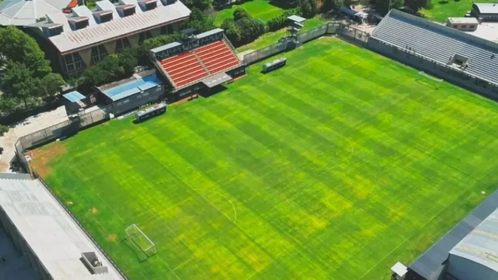 Estadio Guillermo Laza