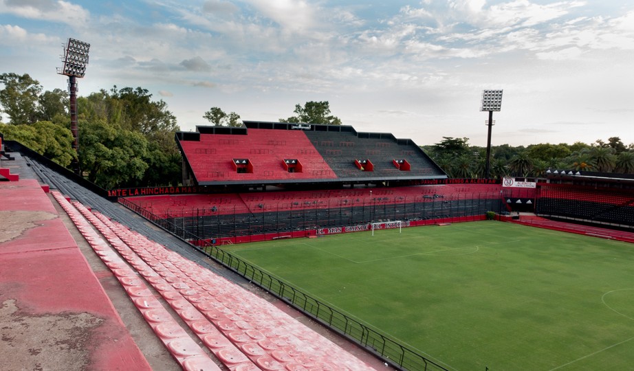 Estadio. Newells contra Defensa y Justicia