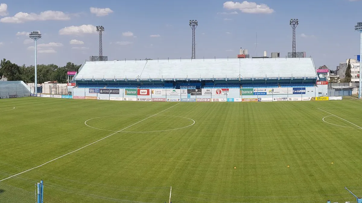Estadio. Estudiantes Río Cuarto contra Rosario Central