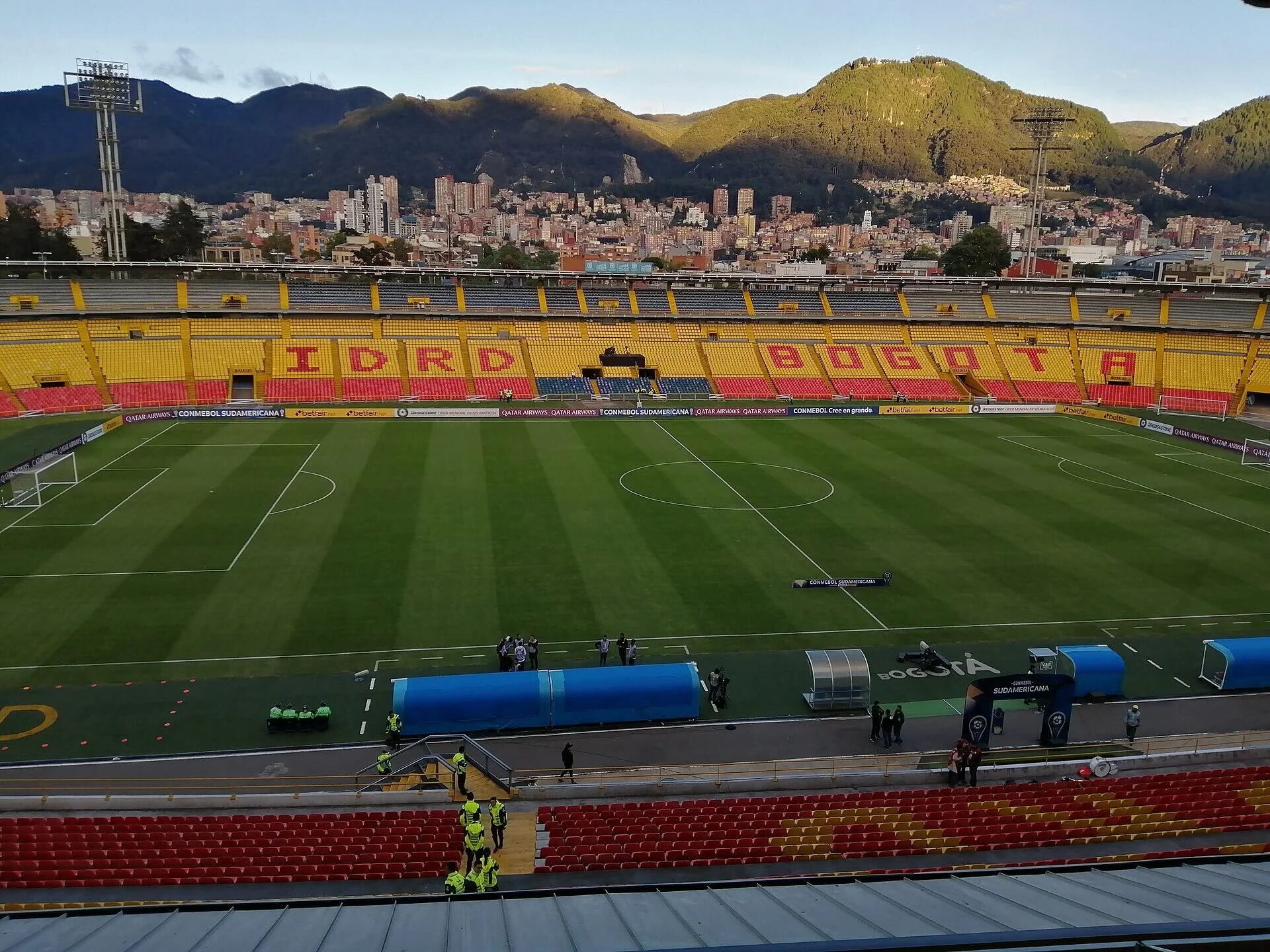 Estadio. Millonarios contra Tolima