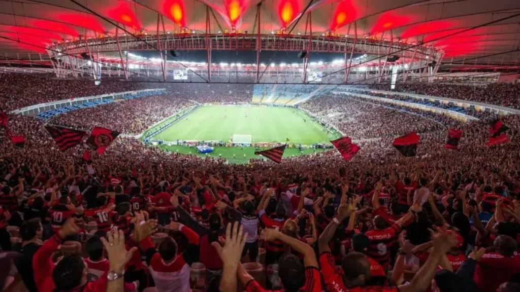 Flamengo contra Cruzeiro se enfrentan en el Maracaná.