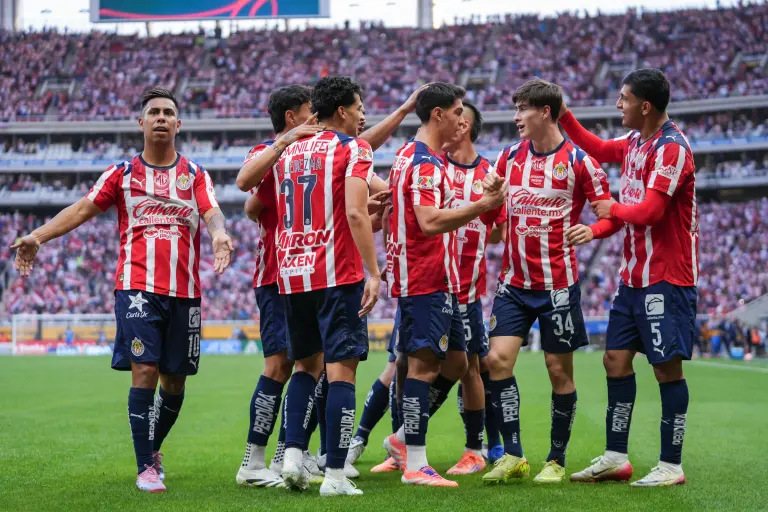 Chivas vence a Monterrey