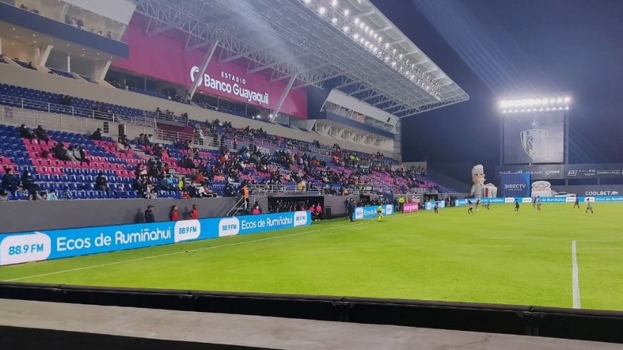 Estadio. Independiente del Valle contra Guayaquil City