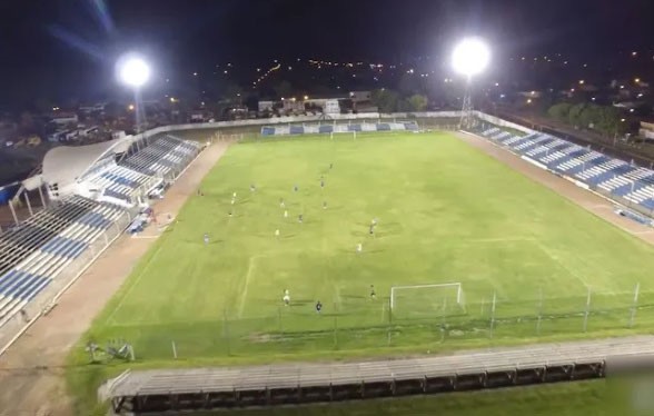 Estadio. Cerro Largo contra Deportivo Maldonado